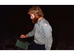 1974 : Along the Voakes Hill to Neale Junction geodetic traverse; Mike Morgan.