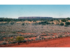1975 : Around Surveyors General Corner, Giles and Uluru; Mount Connor.